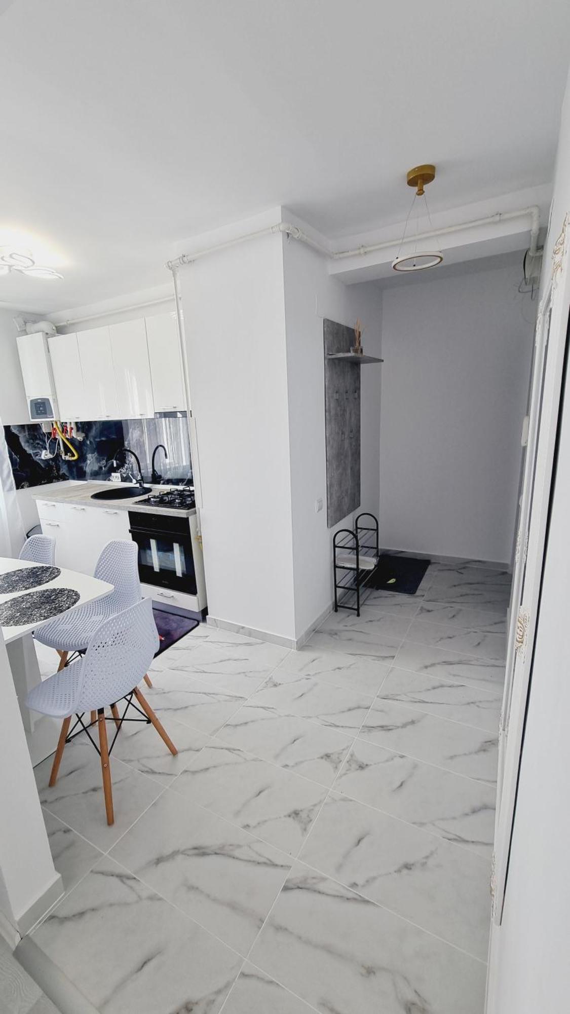 Apartament Central Pe Pietonala Nr2 Vajdahunyad Kültér fotó