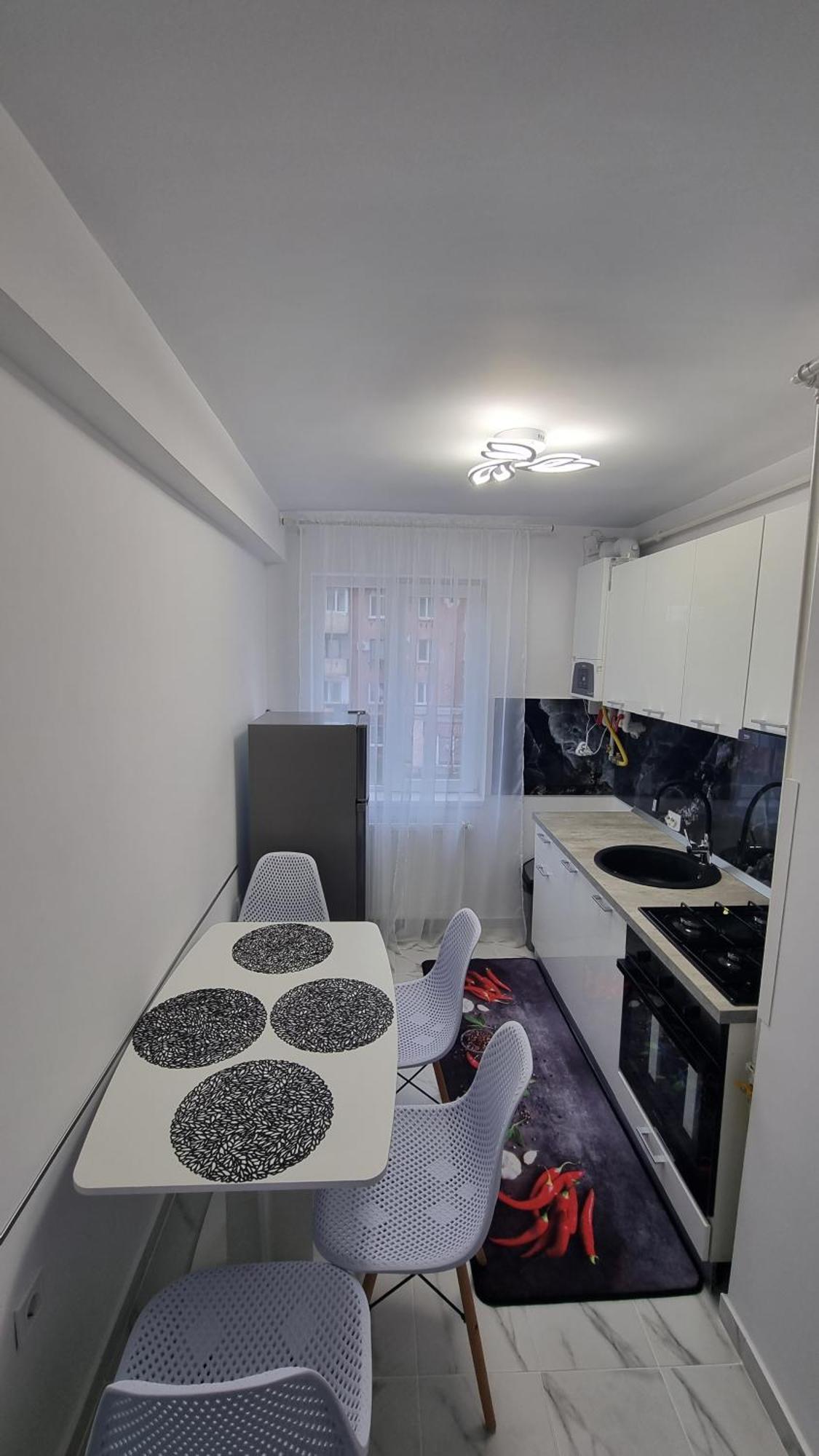 Apartament Central Pe Pietonala Nr2 Vajdahunyad Kültér fotó