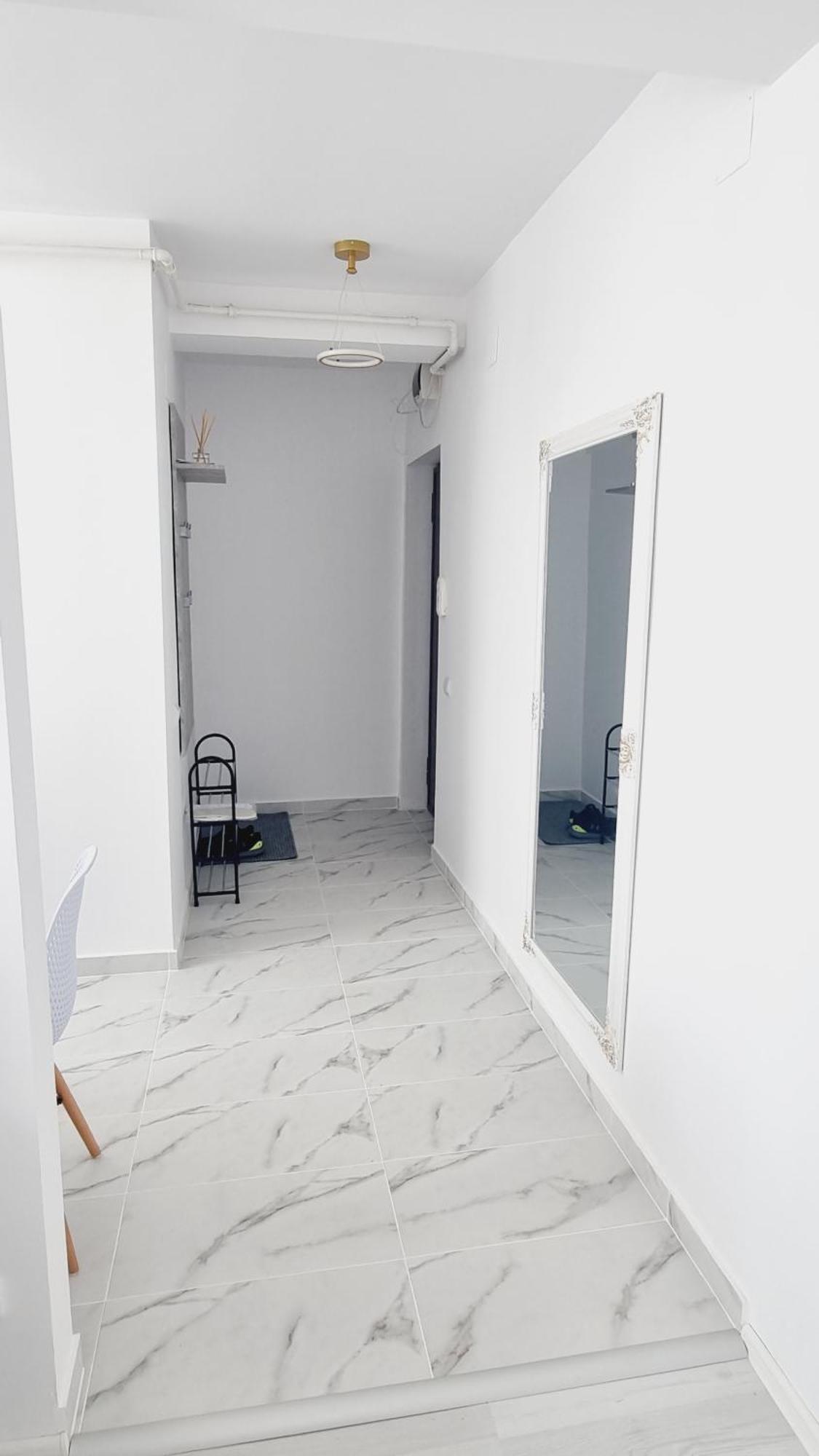 Apartament Central Pe Pietonala Nr2 Vajdahunyad Kültér fotó