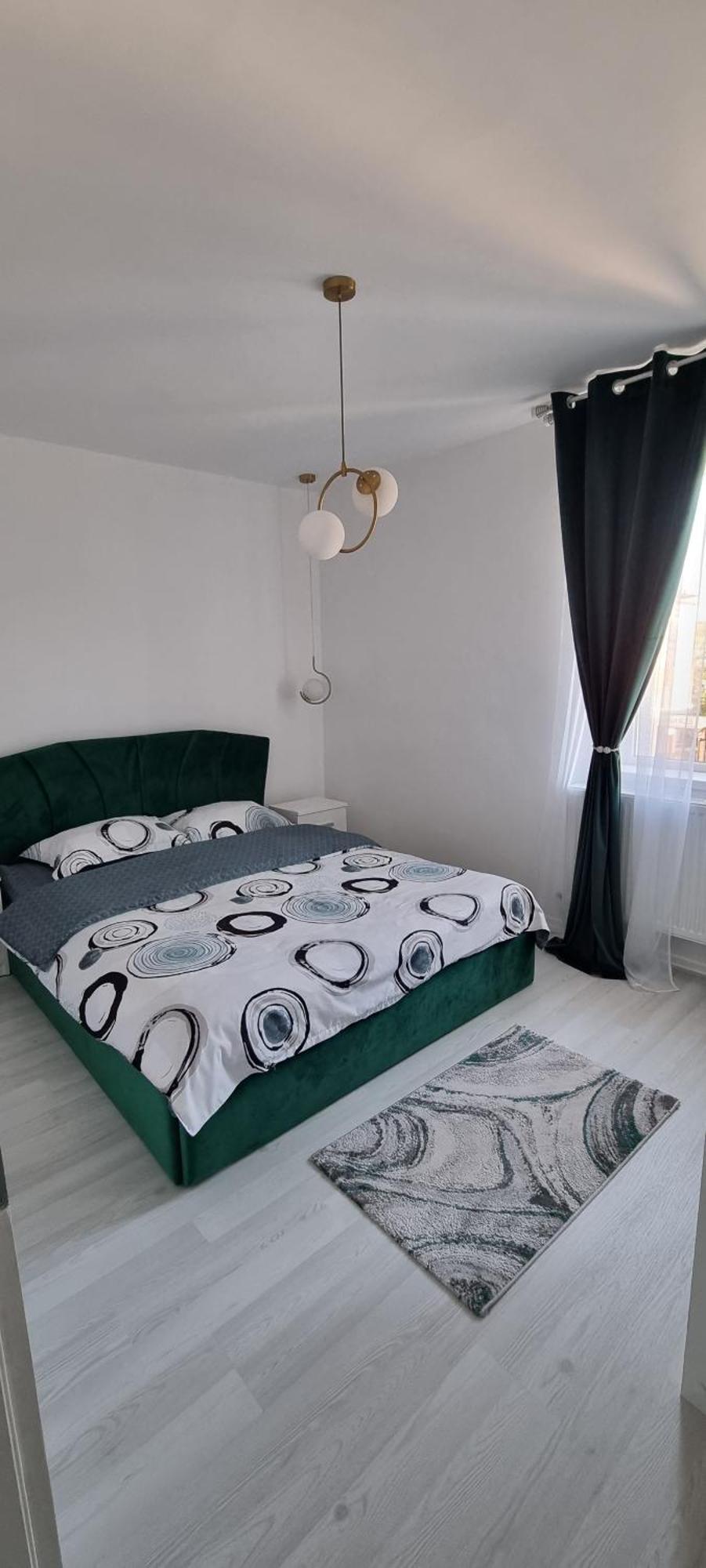 Apartament Central Pe Pietonala Nr2 Vajdahunyad Kültér fotó